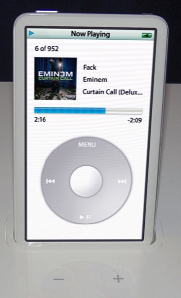 Full Screen iPod In Dock