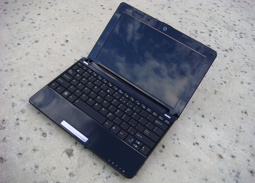 Asus Eee PC 1005HAB Netbook Mini Laptop Notebook Windows XP Car Computer