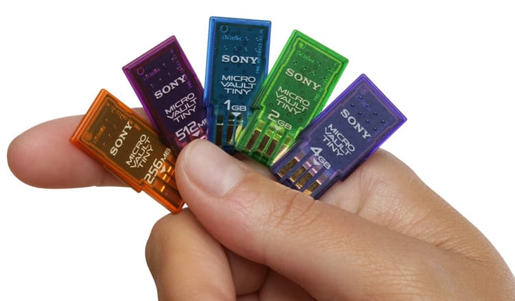 Sony – Micro Vault Tiny