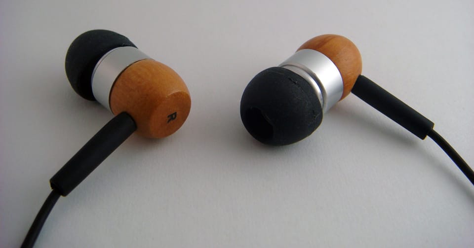 iFrogz EarPollution Timbre With Mic (Review)